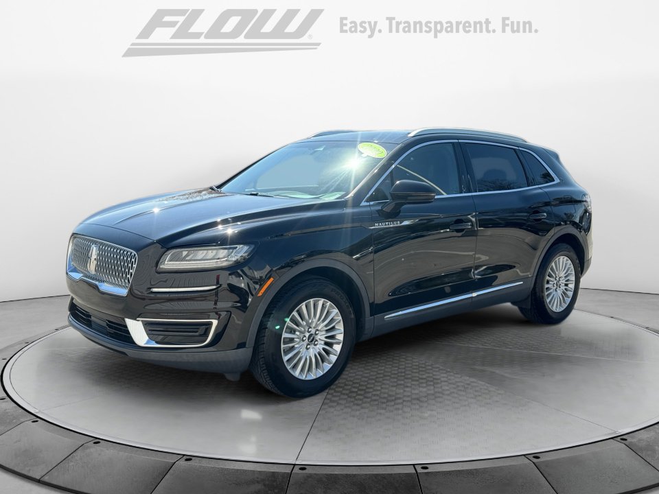 Used 2020 Lincoln Nautilus FWD image 4