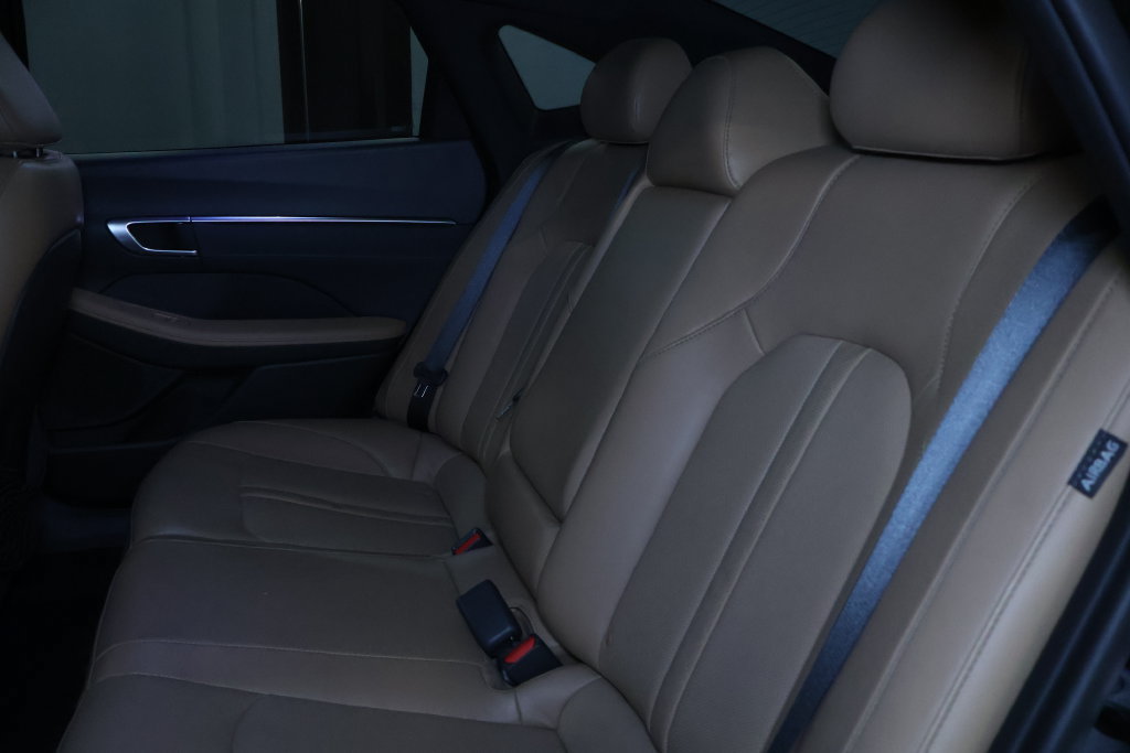 Used 2020 Hyundai Sonata Limited FWD image 15
