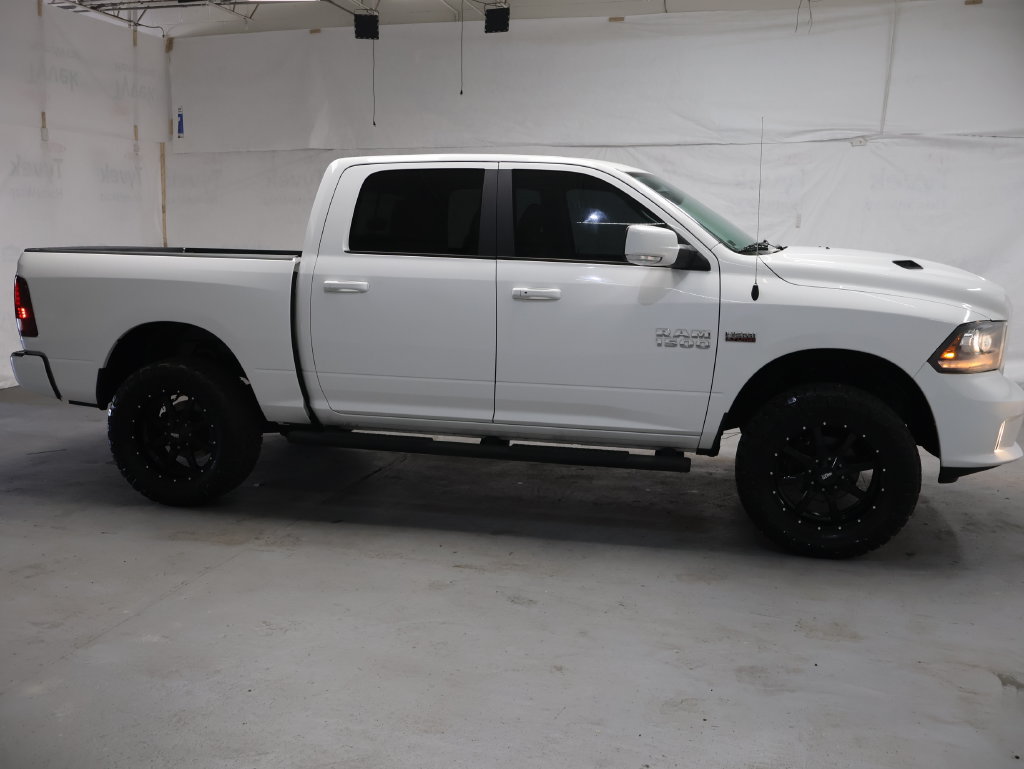 Used 2017 RAM 1500 Sport w/ Convenience Group AWD/4WD image 8