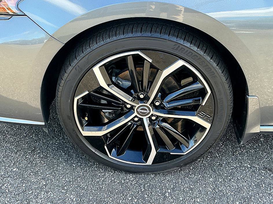 Certified 2023 Nissan Altima 2.5 SR image 7