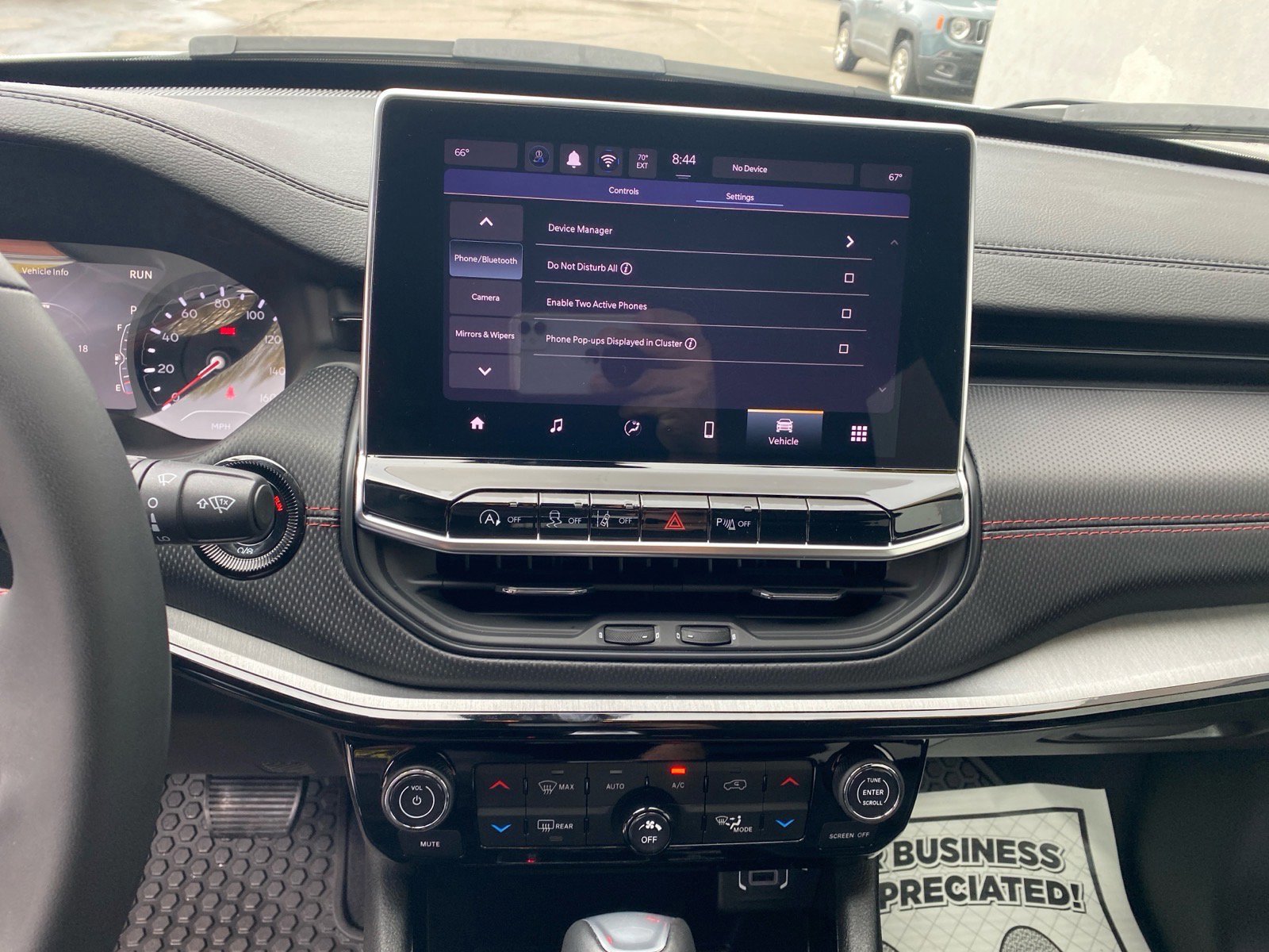 Used 2024 Jeep Compass Trailhawk image 10