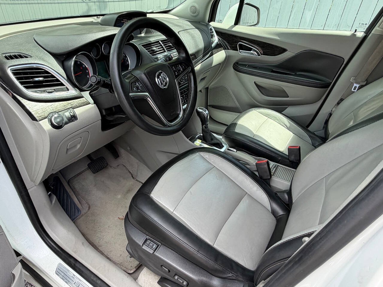 Used 2015 Buick Encore Leather FWD image 4