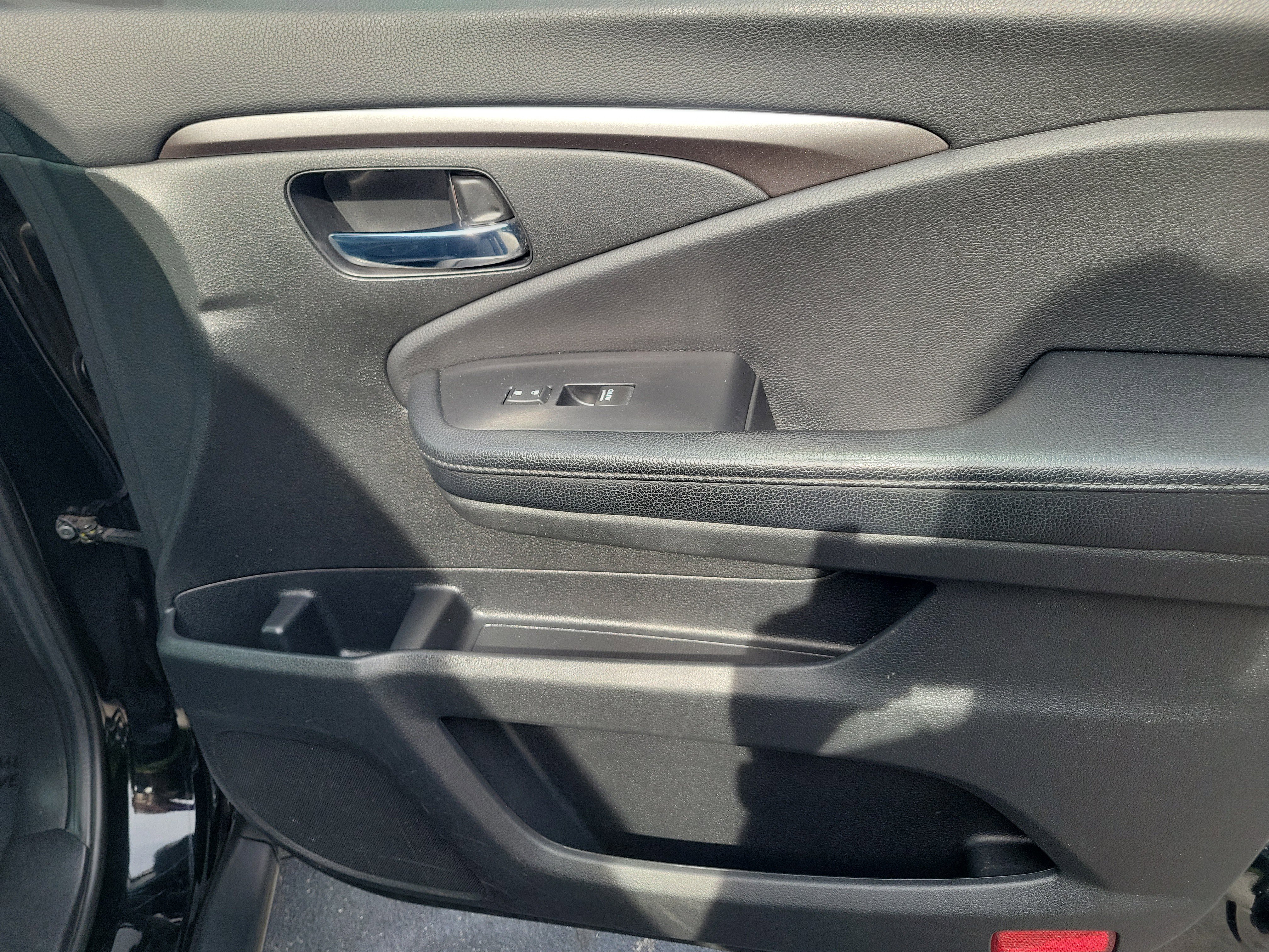 Used 2019 Honda Pilot EX-L image 24
