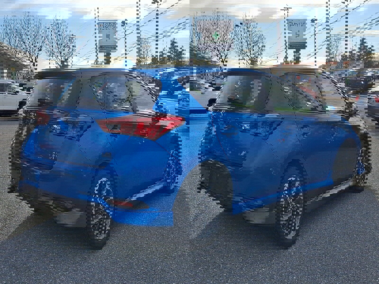 Used 2018 Toyota Corolla iM w/ Carpet Mat Package (TMS) video 4