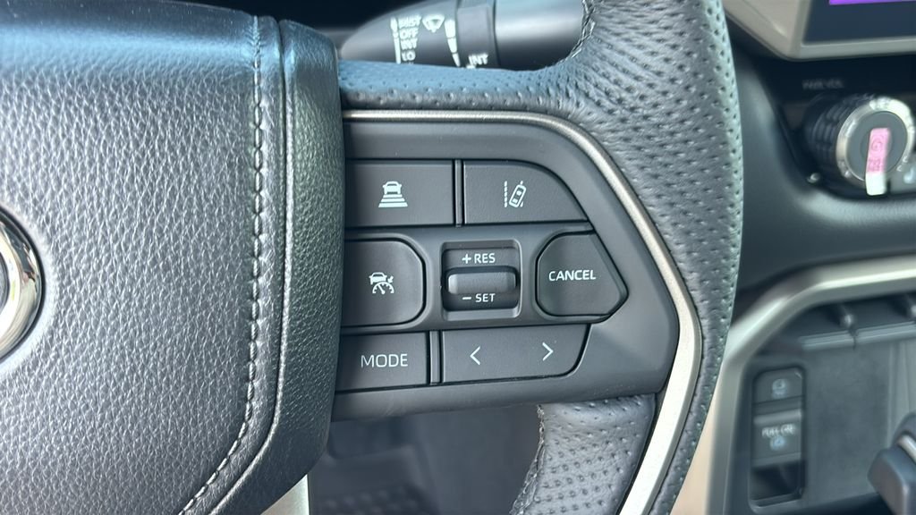 New 2026 Toyota Tundra Limited AWD/4WD image 17