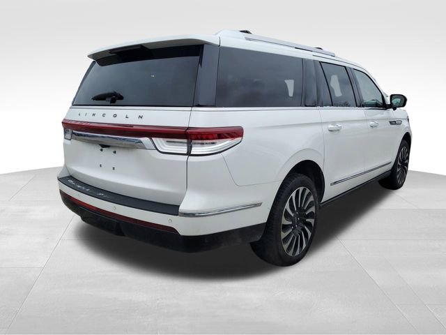 Used 2023 Lincoln Navigator L Black Label image 4