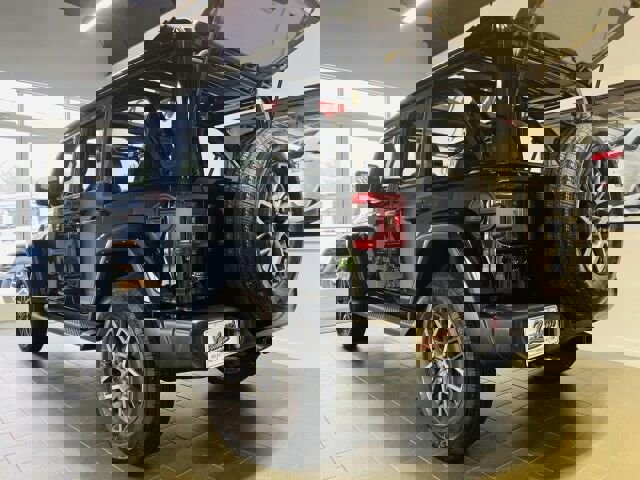 Used 2024 Jeep Wrangler Sahara w/ Technology Group AWD/4WD image 5