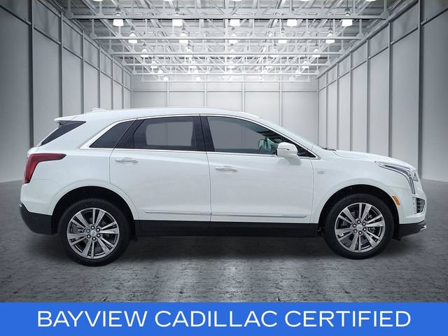 Certified 2025 Cadillac XT5 Premium Luxury FWD image 8