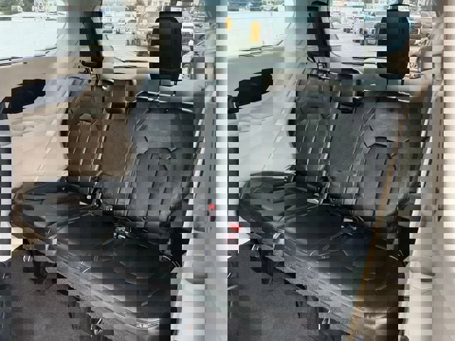 Used 2020 Chrysler Pacifica Touring-L image 15