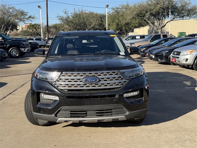 Used 2023 Ford Explorer Limited w/ Equipment Group 301A image 2