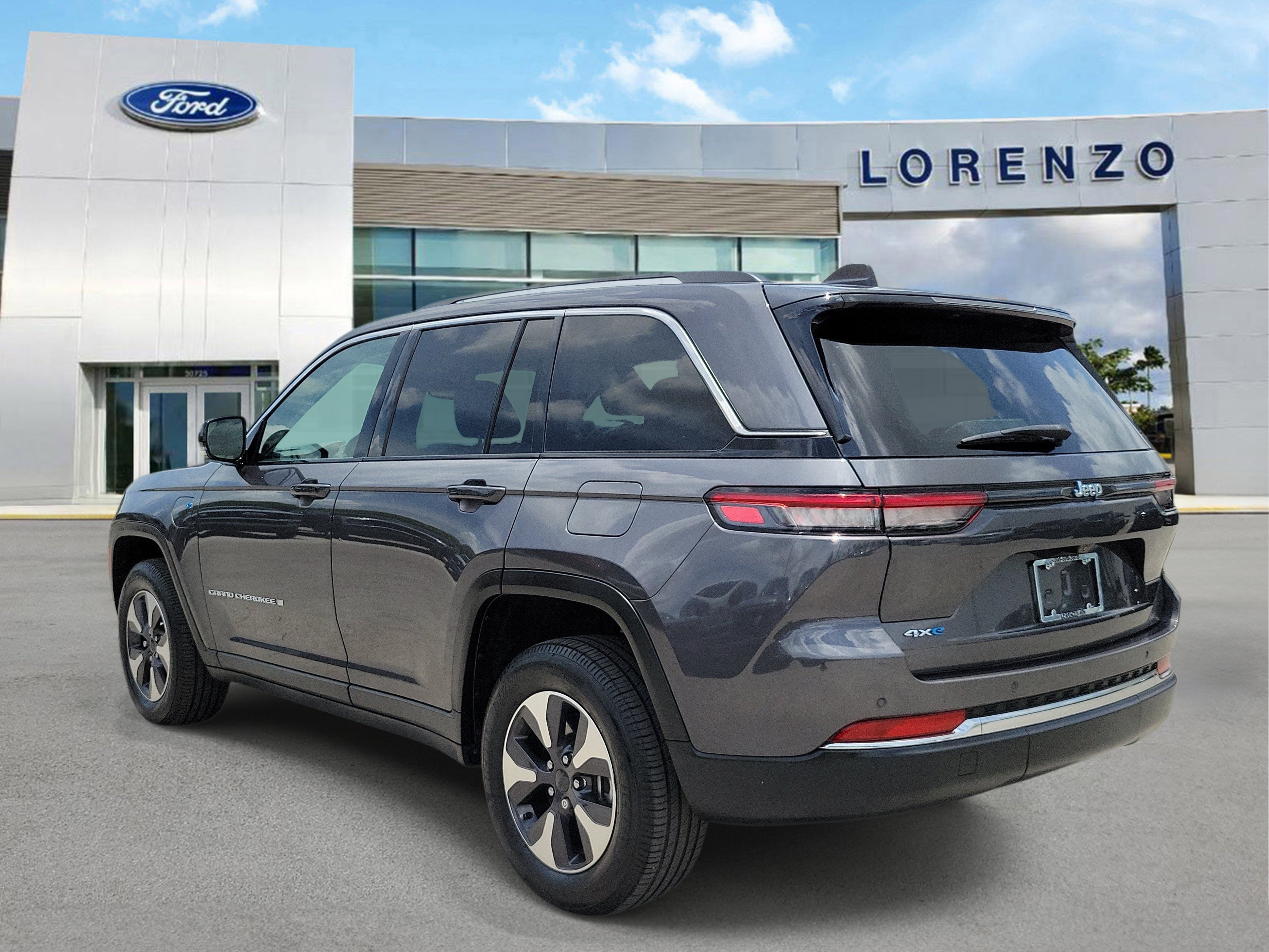 Used 2022 Jeep Grand Cherokee Limited 4xe AWD/4WD image 7