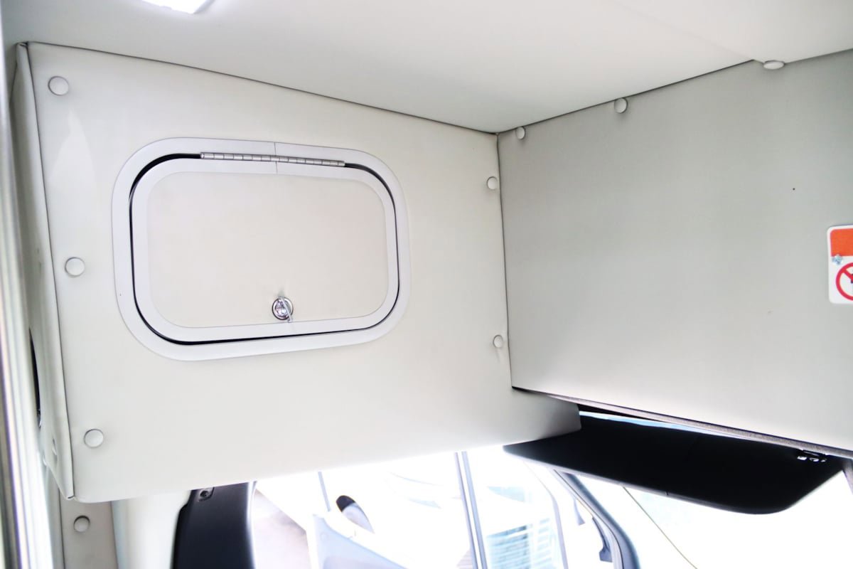 Used 2022 Mercedes-Benz Sprinter 3500 image 45