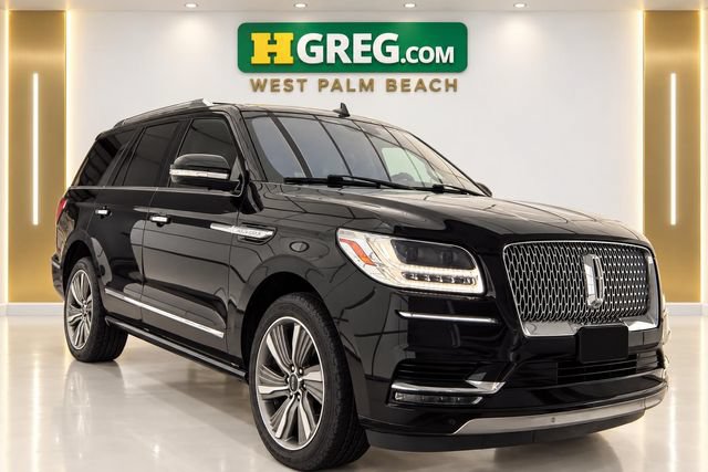 Used 2018 Lincoln Navigator Select w/ Technology Package RWD image 2