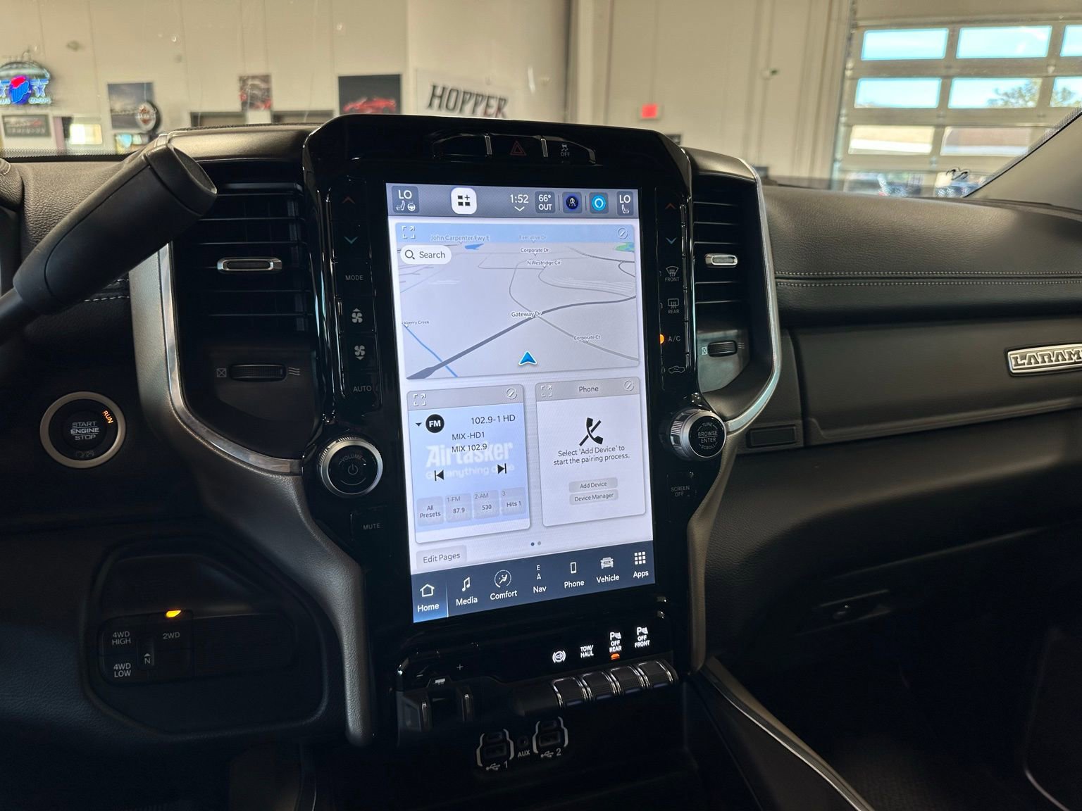 Used 2024 RAM 3500 Laramie image 25