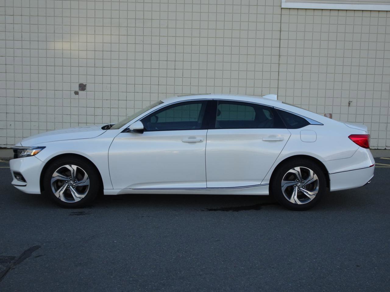 Used 2020 Honda Accord EX-L image 4