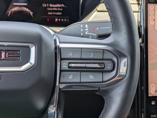 Used 2026 GMC Acadia Elevation w/ Elevation Premium Package FWD image 29