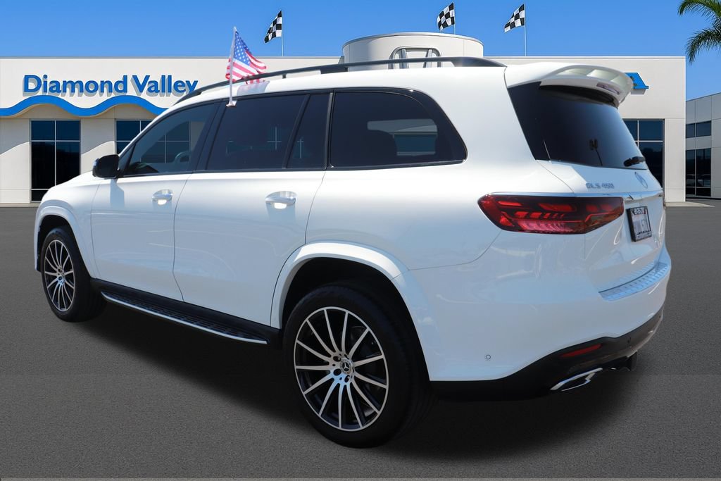 Used 2025 Mercedes-Benz GLS 450 4MATIC image 4