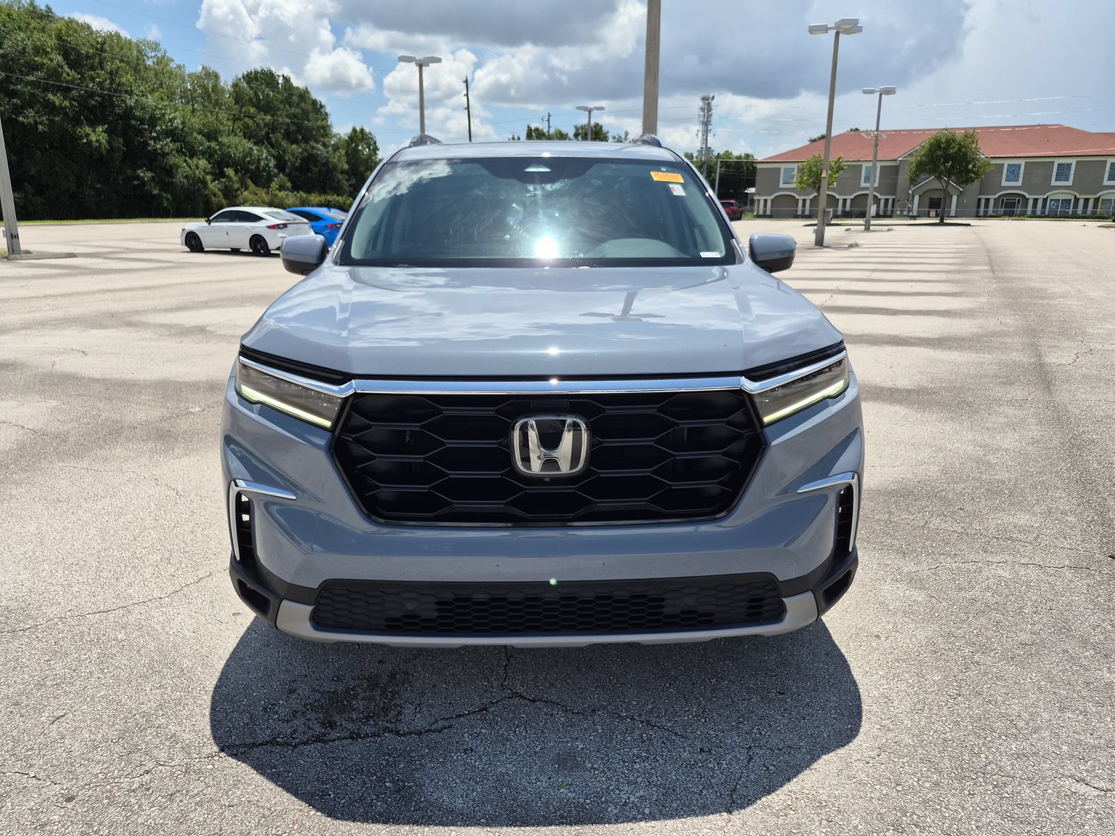 Used 2023 Honda Pilot Touring image 9