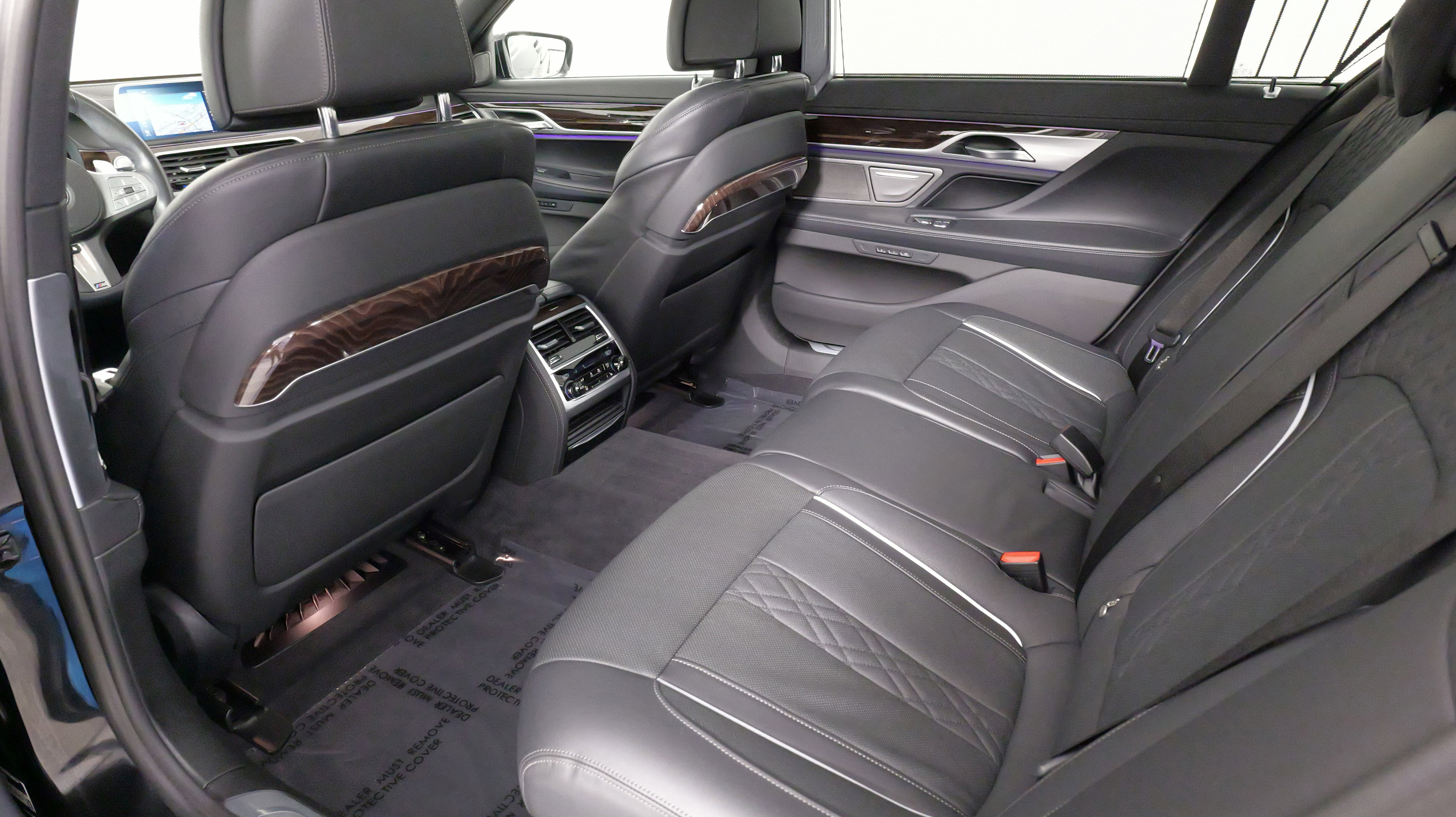 Used 2022 BMW 750i xDrive 750i xDrive w/ Executive Package image 41