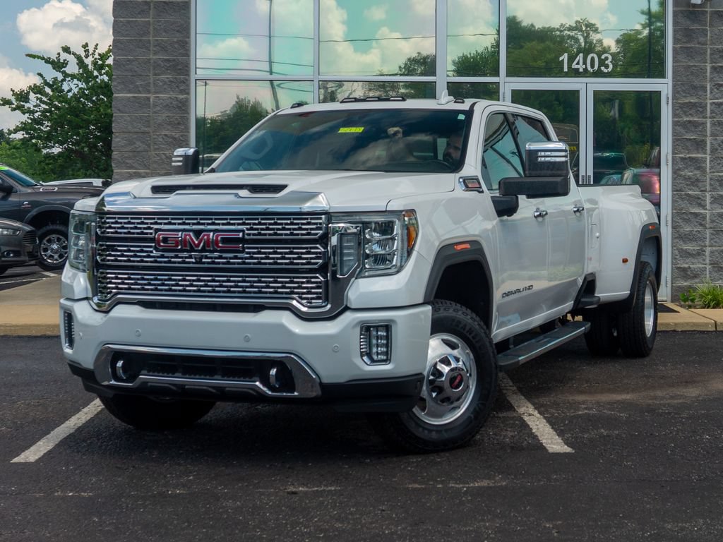Used 2020 GMC Sierra 3500 Denali w/ Denali Ultimate Package AWD/4WD image 5
