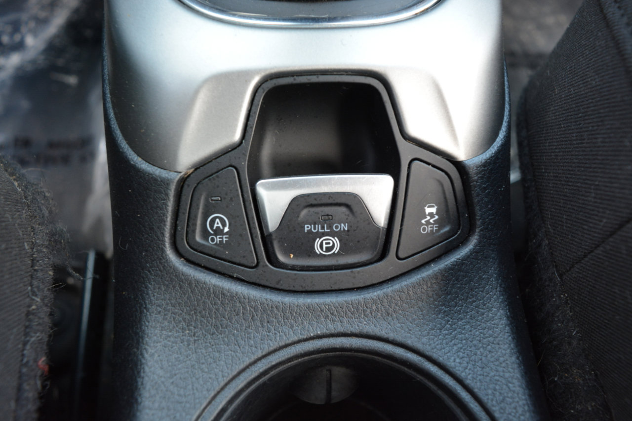 Used 2021 Jeep Compass Sport w/ Cold Weather Group image 28