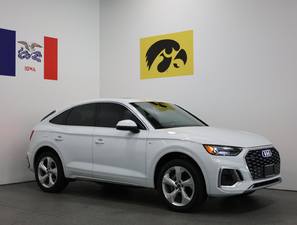 Used 2023 Audi Q5 2.0T Premium Plus w/ Premium Plus Package AWD/4WD image 1