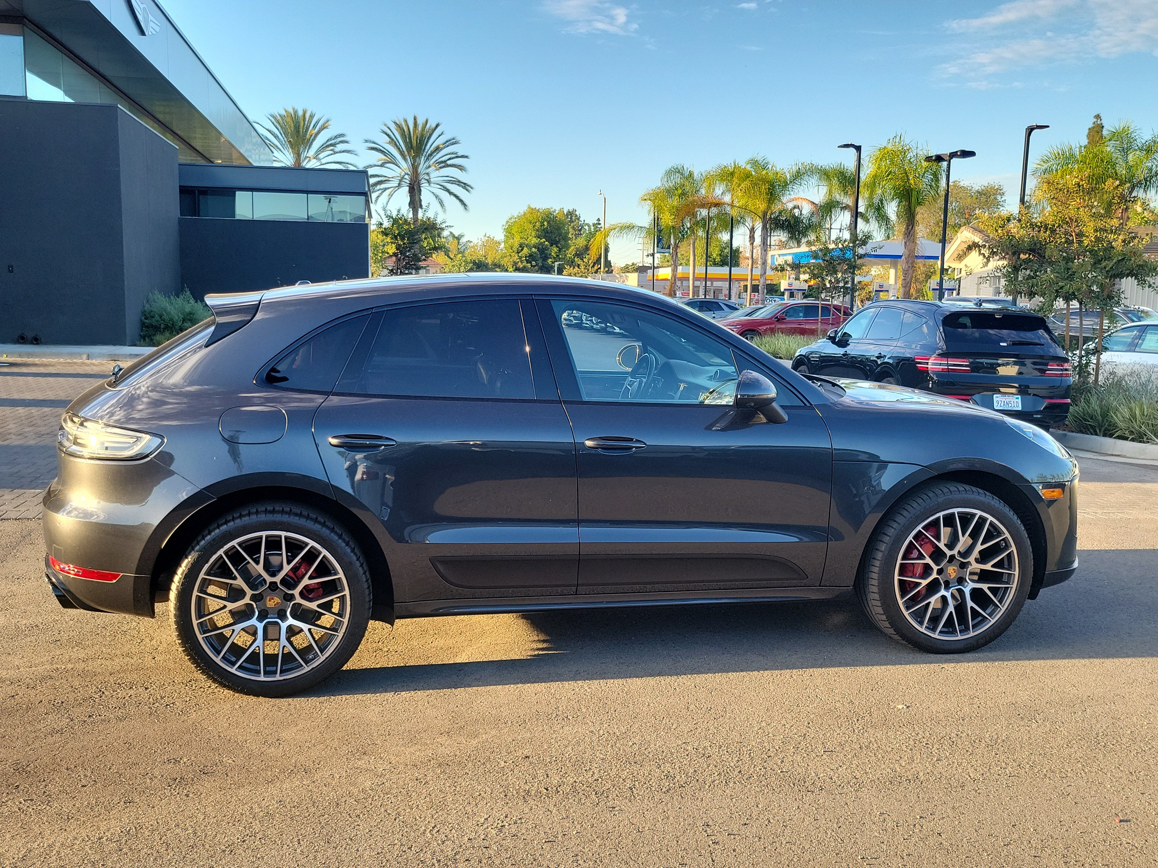 Used 2021 Porsche Macan GTS AWD/4WD image 5