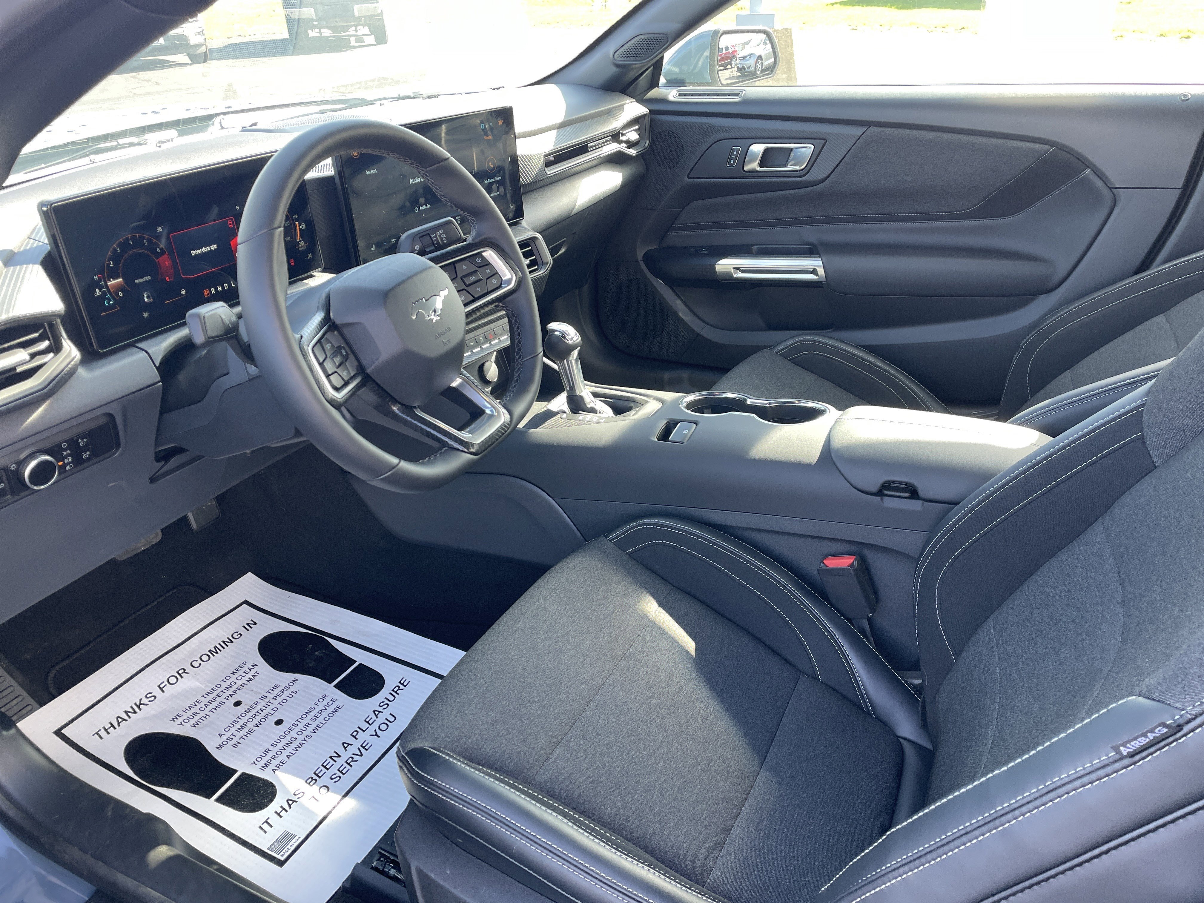 Used 2025 Ford Mustang Coupe image 9