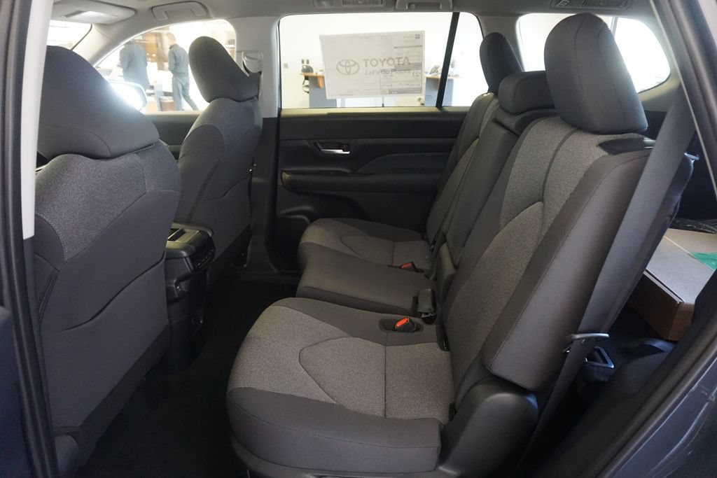 New 2026 Toyota Grand Highlander AWD image 22