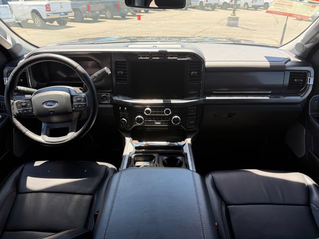 Used 2024 Ford F250 Lariat w/ Sport Appearance Package AWD/4WD image 17