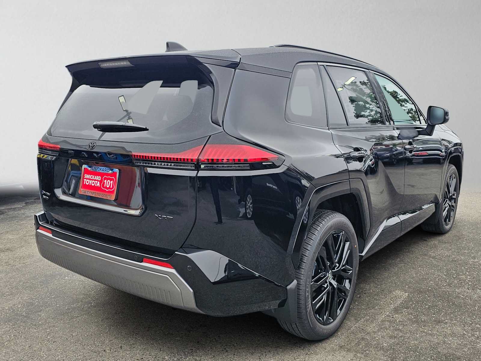 New 2026 Toyota RAV4 XSE AWD/4WD image 3