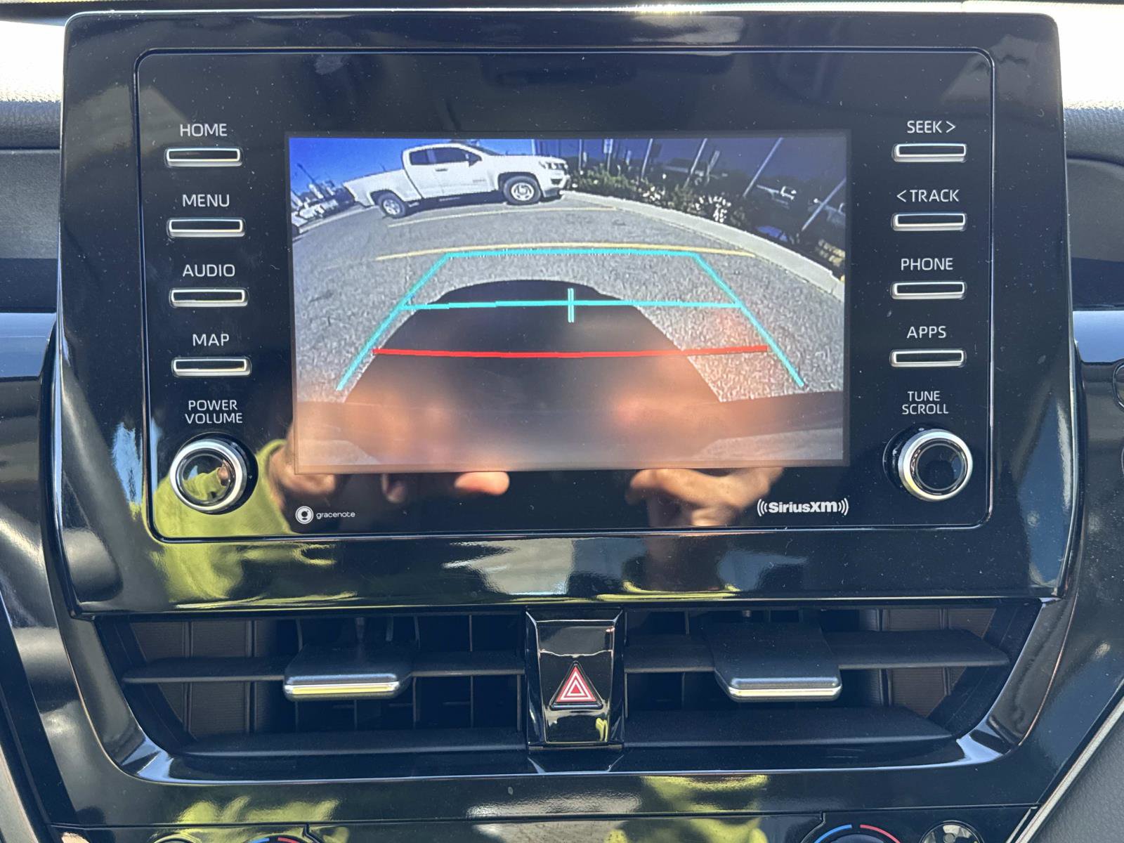 Used 2024 Toyota Camry SE image 24