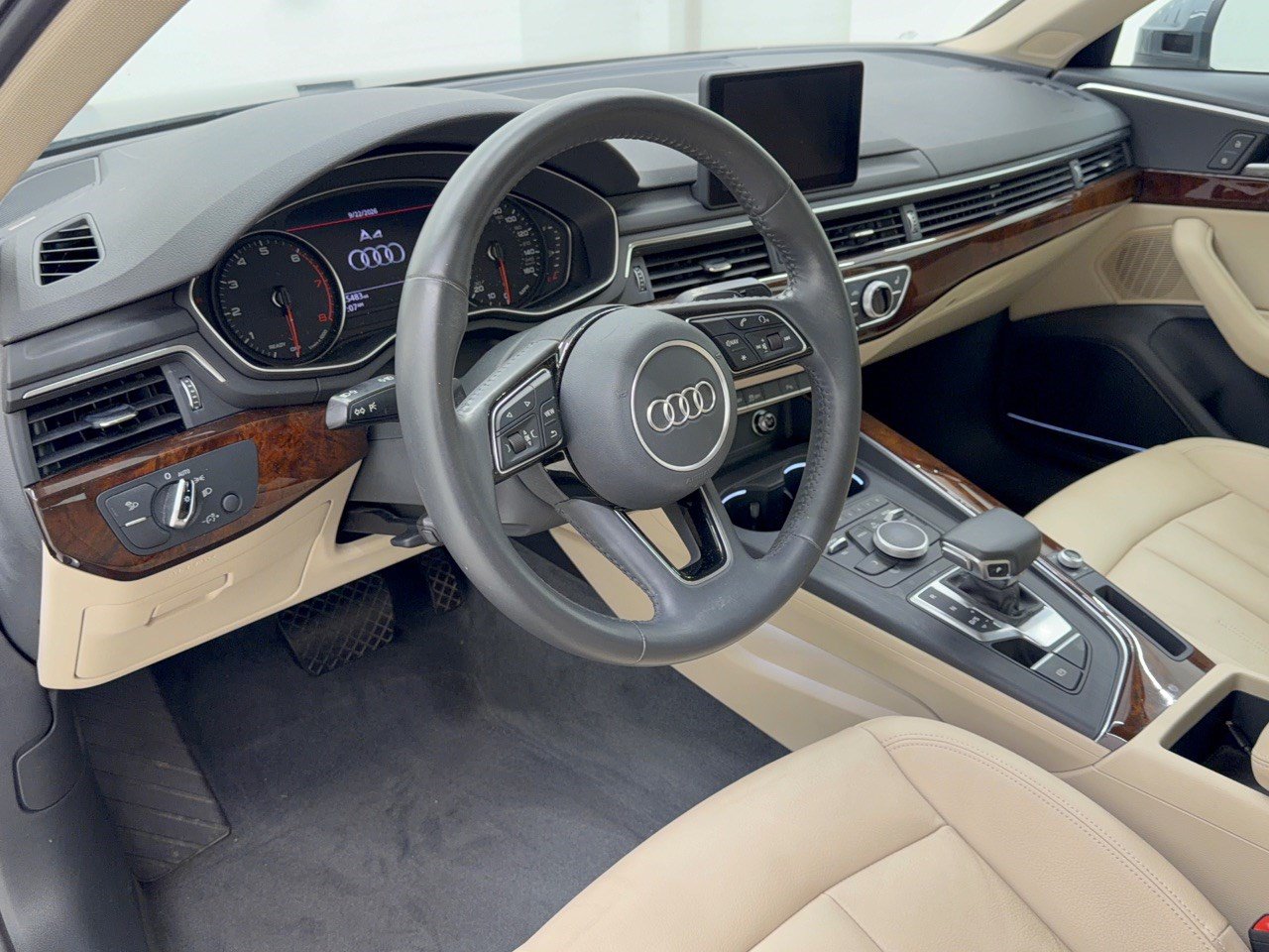 Used 2018 Audi A4 2.0T Ultra Premium Plus FWD image 4