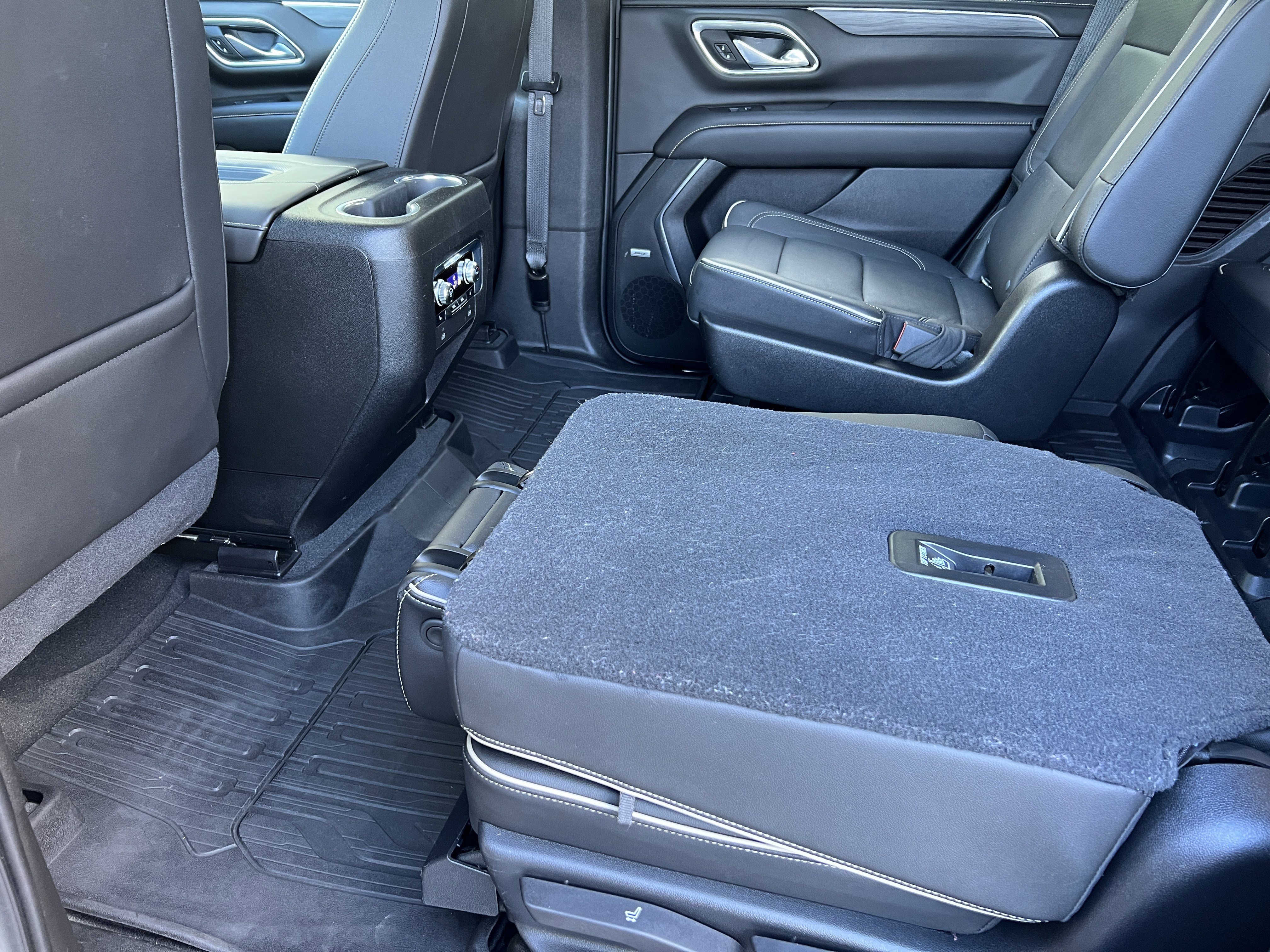 Certified 2021 GMC Yukon SLT w/ SLT Luxury Plus Package image 18