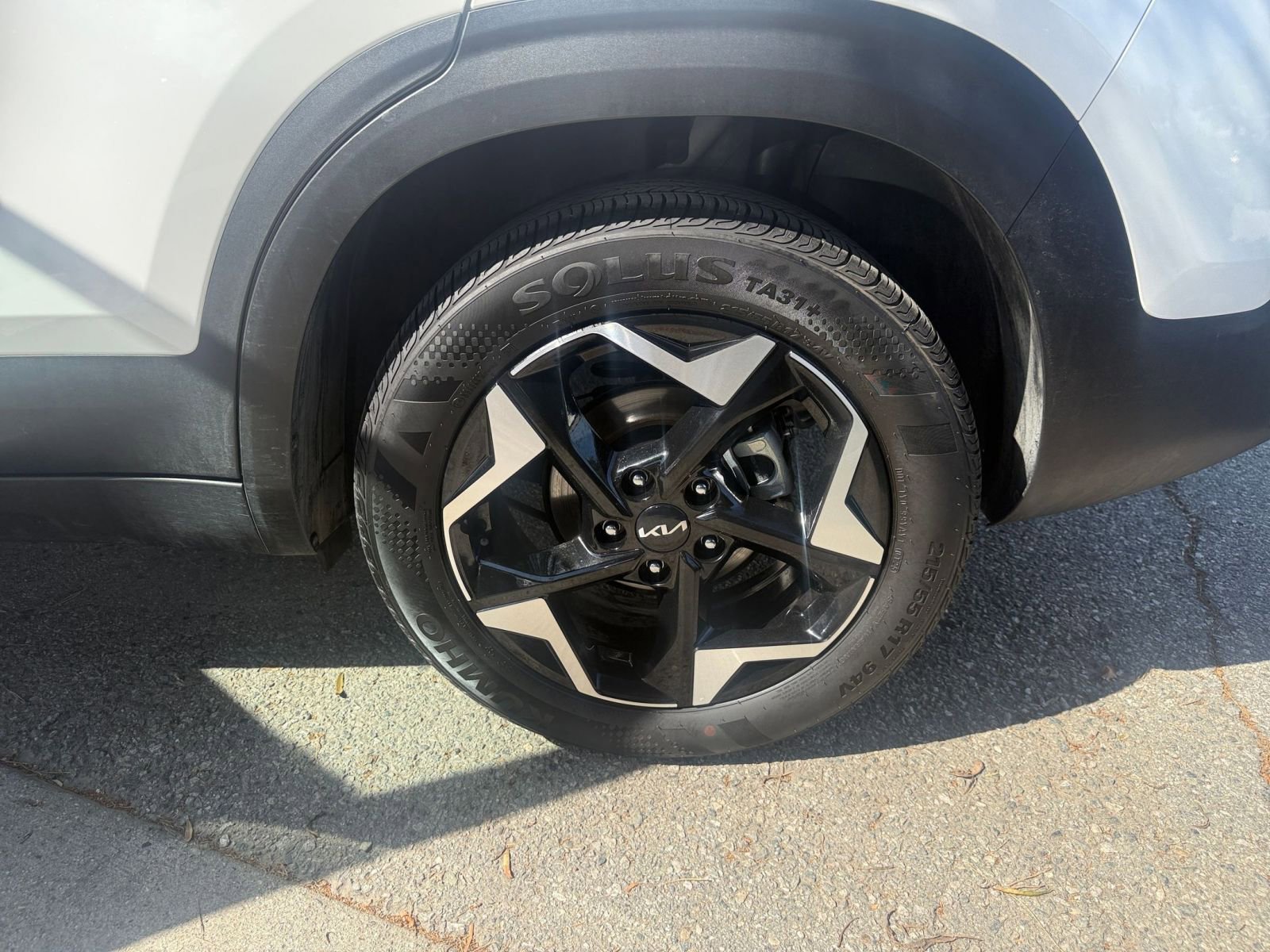 Used 2025 Kia Seltos S image 27