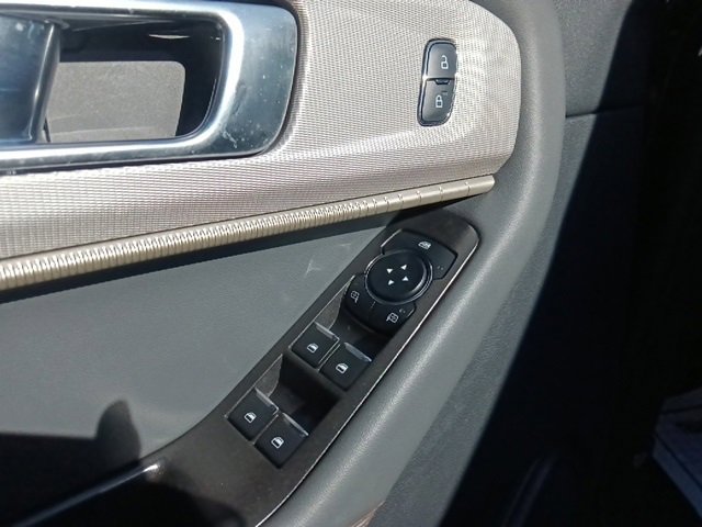 Used 2025 Ford Explorer Active image 12