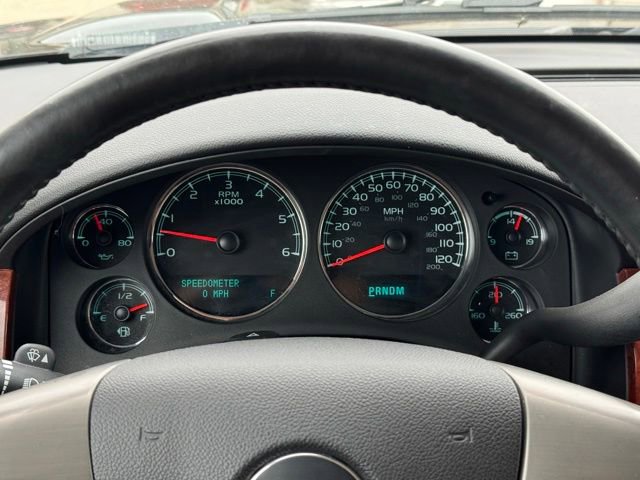 Used 2013 Chevrolet Avalanche LTZ AWD/4WD image 27