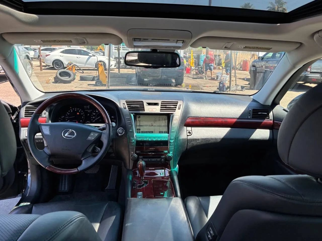 Used 2007 Lexus LS 460 RWD image 25