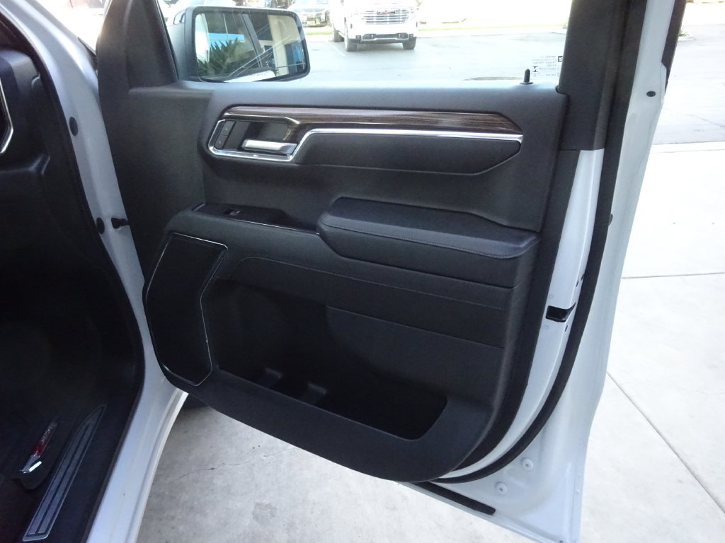 Certified 2023 Chevrolet Silverado 1500 RST AWD/4WD image 29