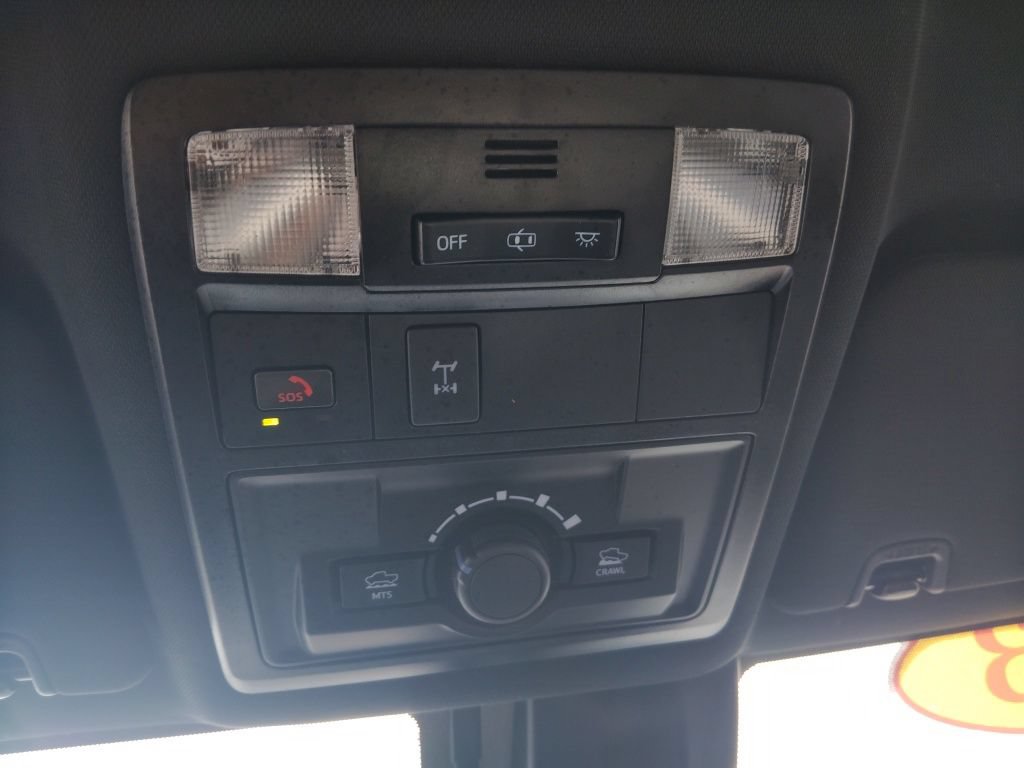 Certified 2023 Toyota Tacoma TRD Off-Road AWD/4WD image 24