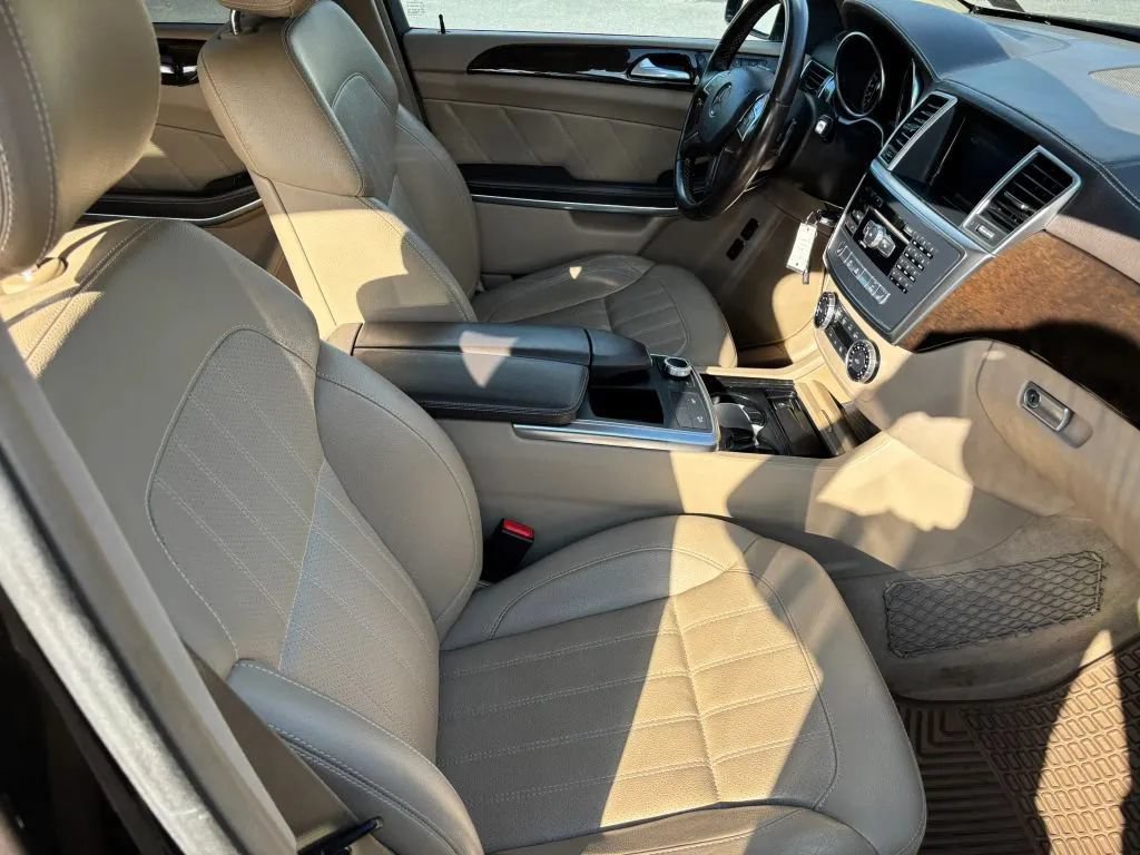 Used 2014 Mercedes-Benz GL 450 4MATIC image 20