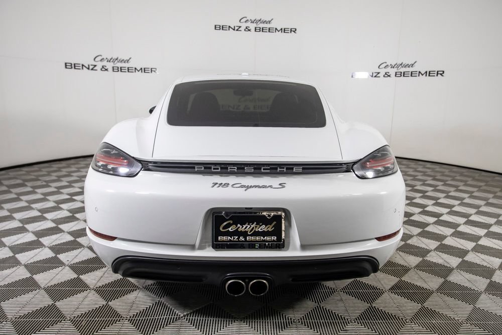 Used 2018 Porsche 718 Cayman S RWD image 8
