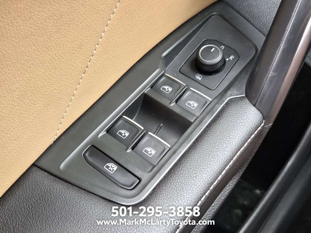 Used 2024 Volkswagen Tiguan SE FWD image 24