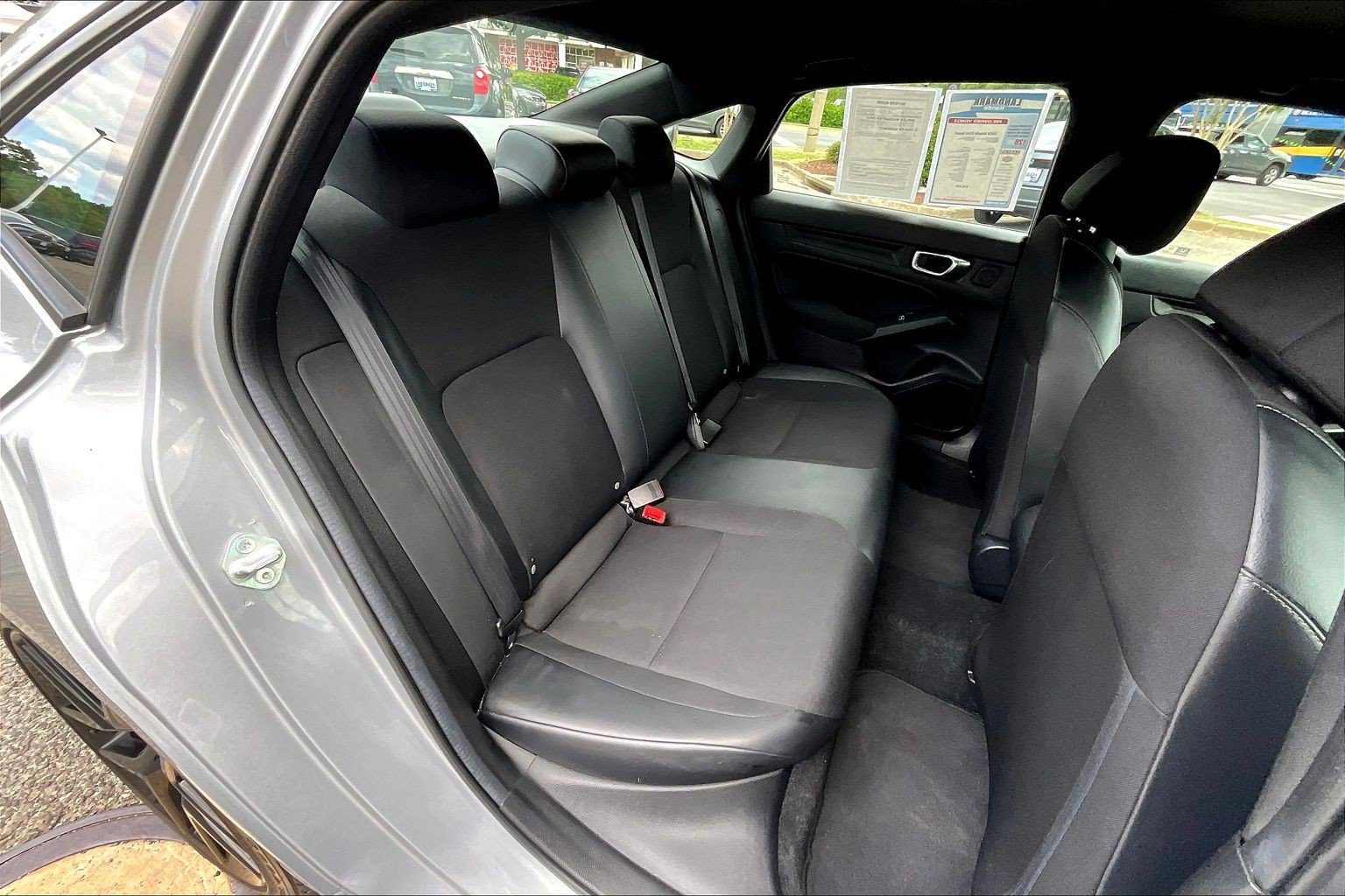 Used 2023 Honda Civic Sport image 27