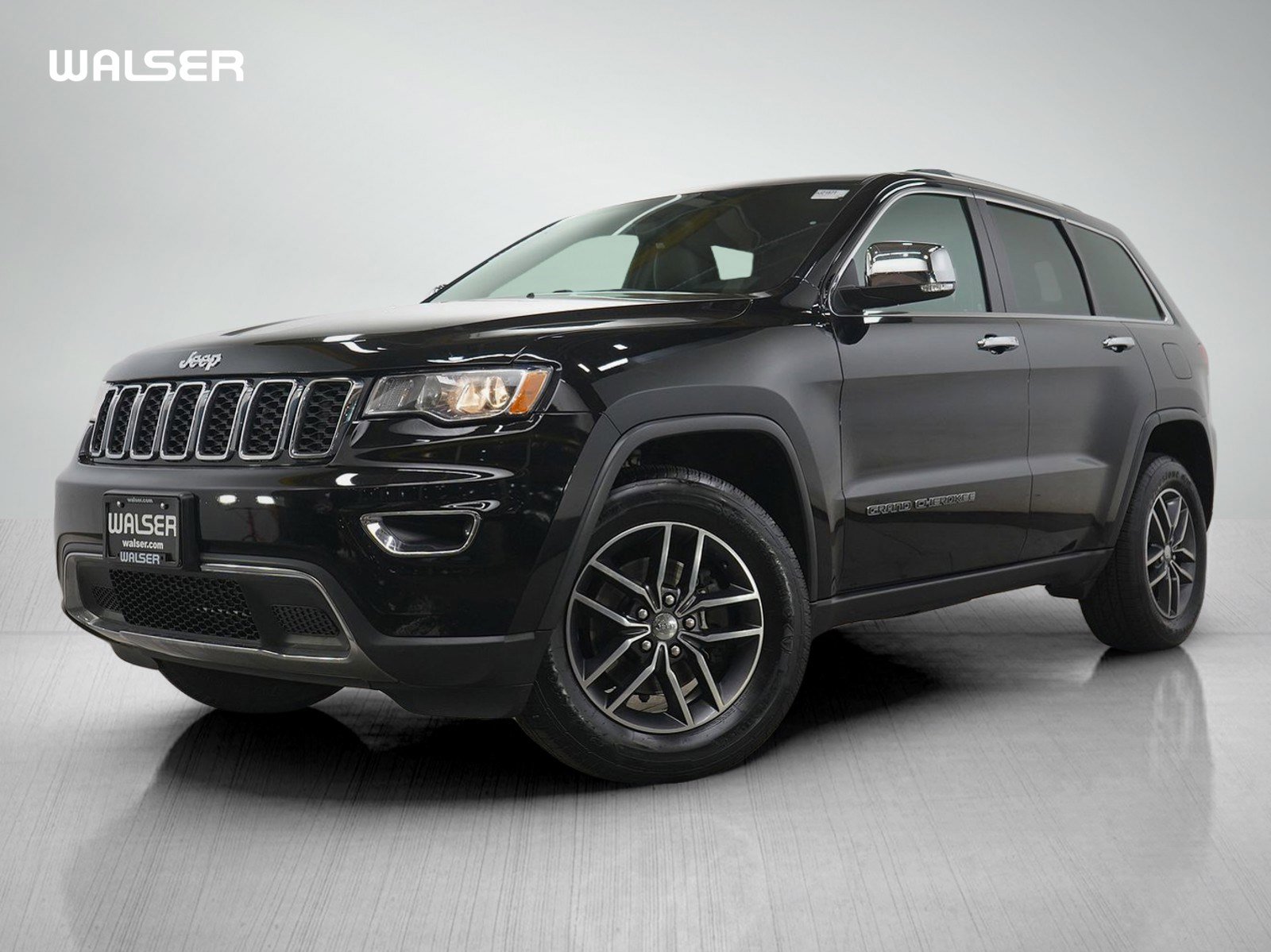Used 2017 Jeep Grand Cherokee Limited w/ Trailer Tow Group IV AWD/4WD image 1