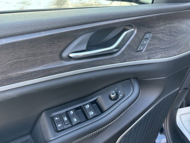 New 2026 Jeep Grand Cherokee Limited image 12