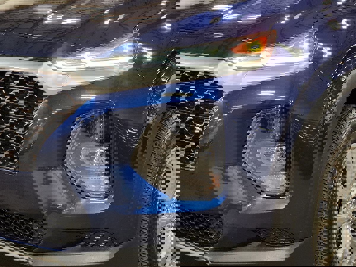 Used 2019 Hyundai Santa Fe SE image 14