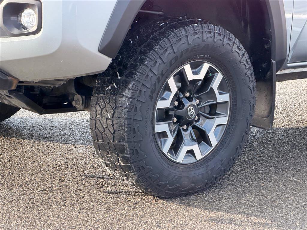 Used 2023 Toyota Tacoma TRD Off-Road w/ Technology Package image 21