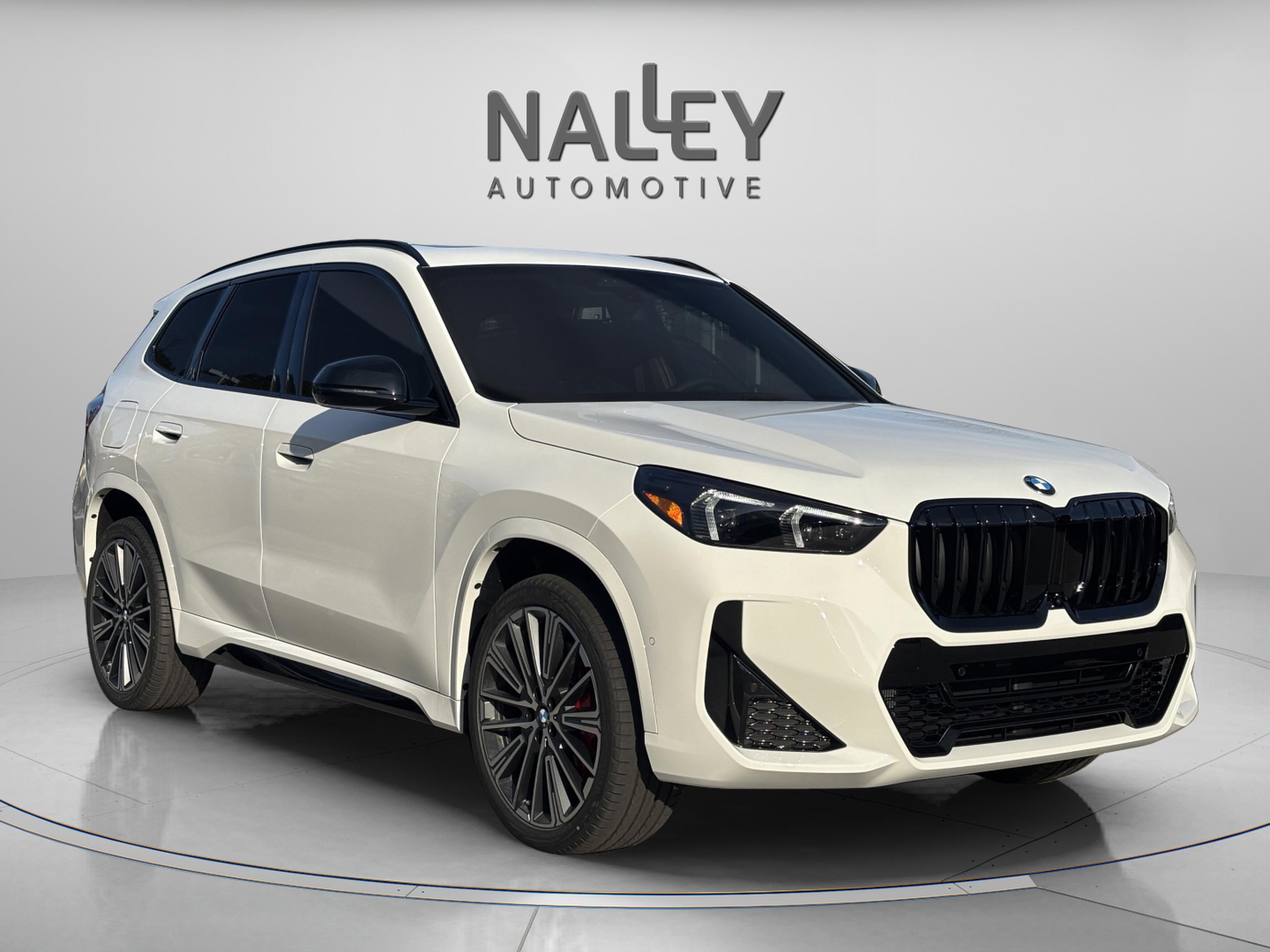 Used 2026 BMW X1 xDrive28i w/ Technology Package image 5