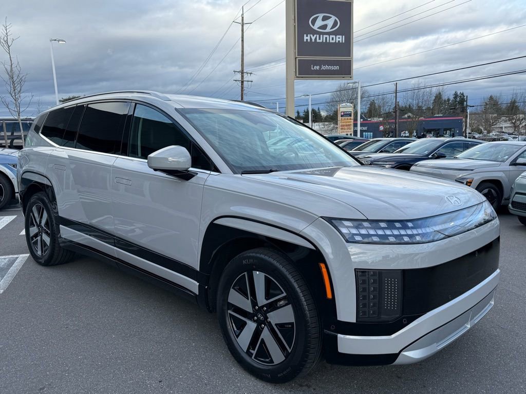 Certified 2026 Hyundai Ioniq 9 SEL image 7